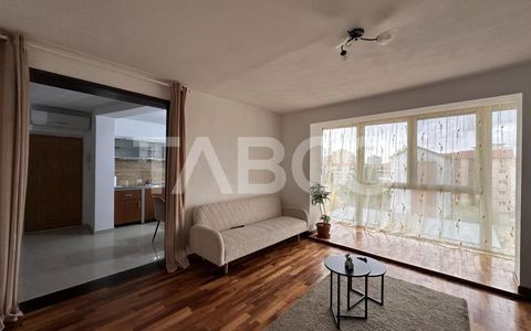 Apartament de inchiriat 3 camere decomandat utilat Mihai Viteazul