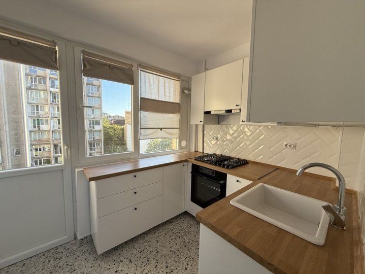 3 Camere de inchiriat | P-ta Romana | Metrou | Renovat | Mobilat – fotografia 2 din 8
