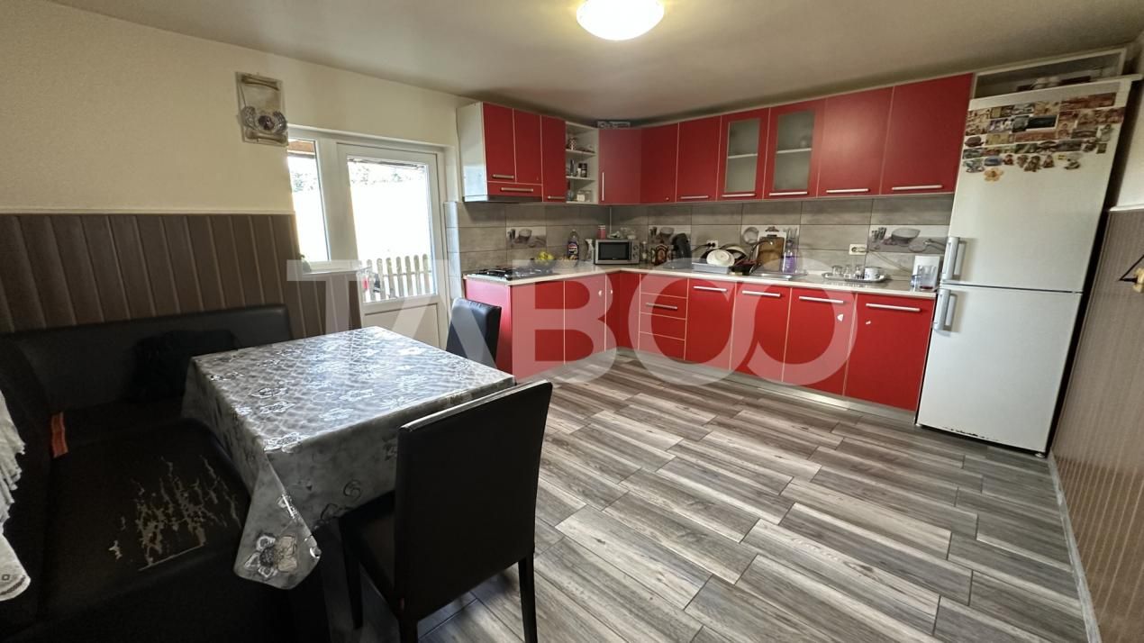 Casa individuala 4 camere cu intrare de la 2 strazi Poplaca Sibiu – fotografia 14 din 20