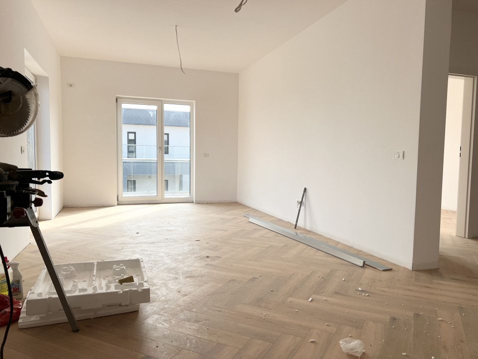 Penthouse 3 Camere, 82mp Utili,2 Locuri Parcare in CF-Torontalului – fotografia 2 din 15
