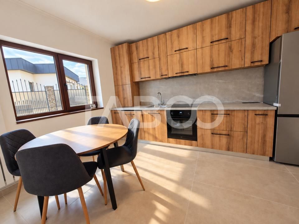 Casa individuala la prima inchiriere 4 camere terasa curte Sura Mica – fotografia 24 din 25
