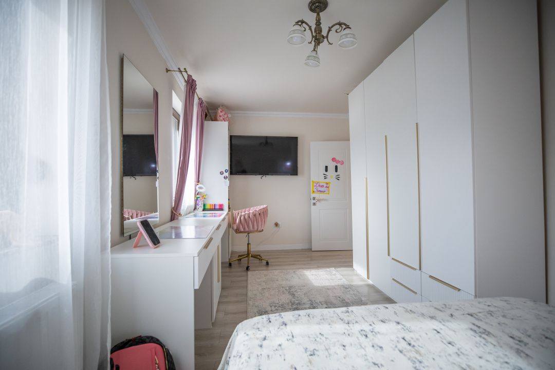 CASA P+1+M, situata in zona KAMSAS – fotografia 53 din 93
