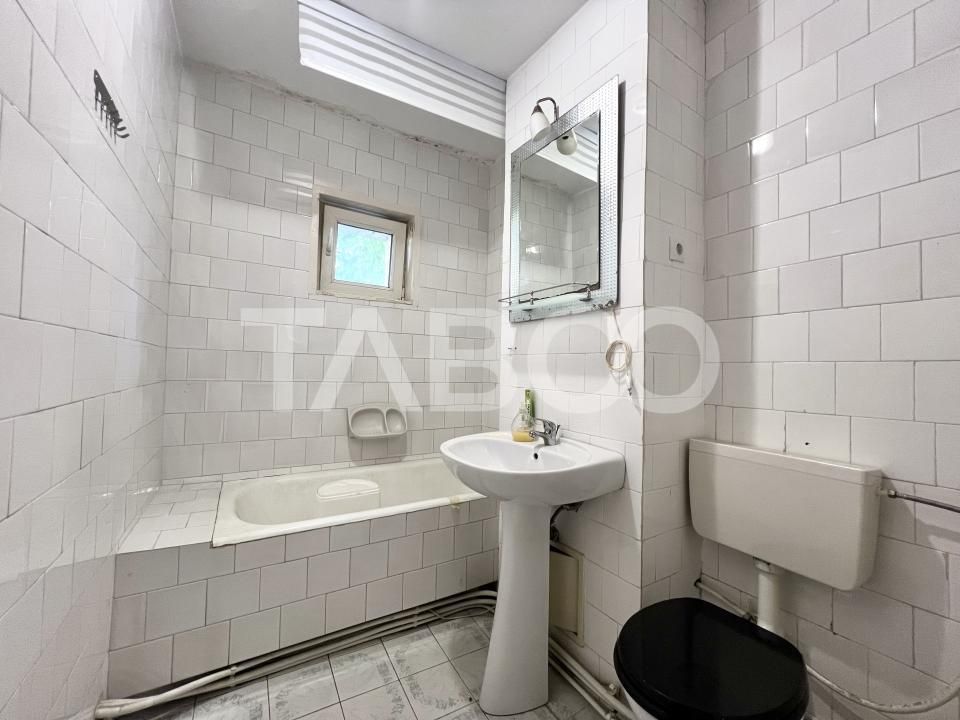 Apartament cu 3 camere de vanzare cu boxa si lift in Manastur zona BIG – fotografia 11 din 11