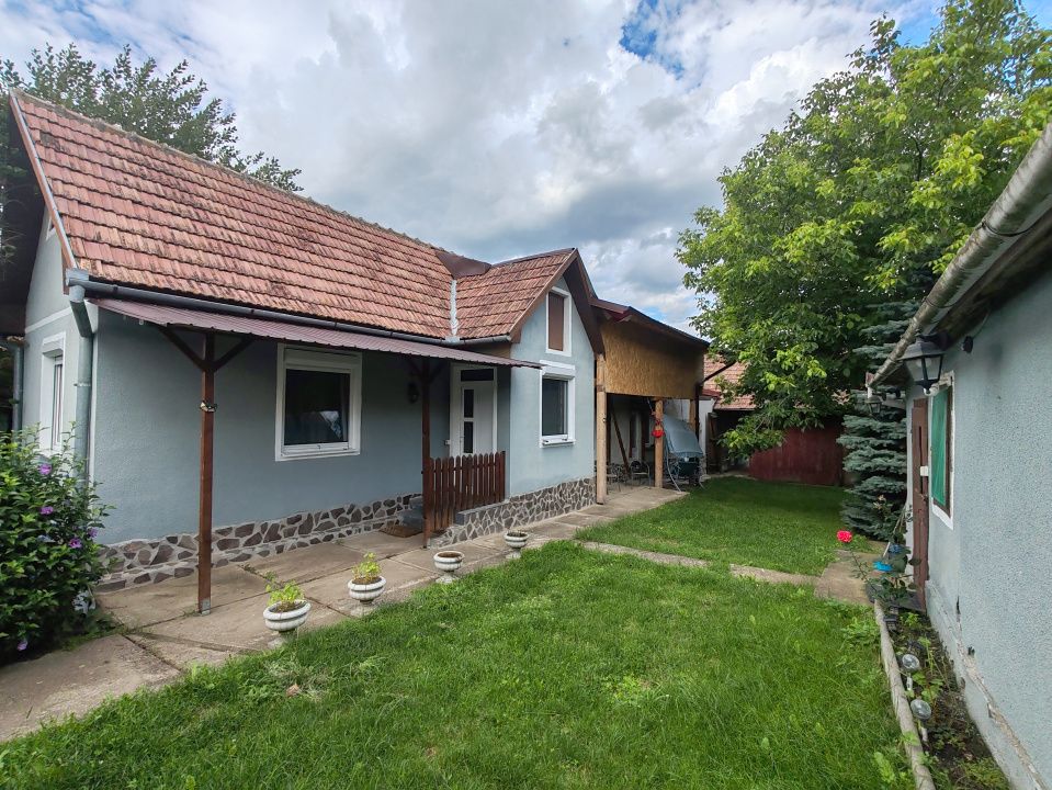 Casă de vânzare – Păuca 1400 mp teren , 132mp utili. – fotografia 4 din 13