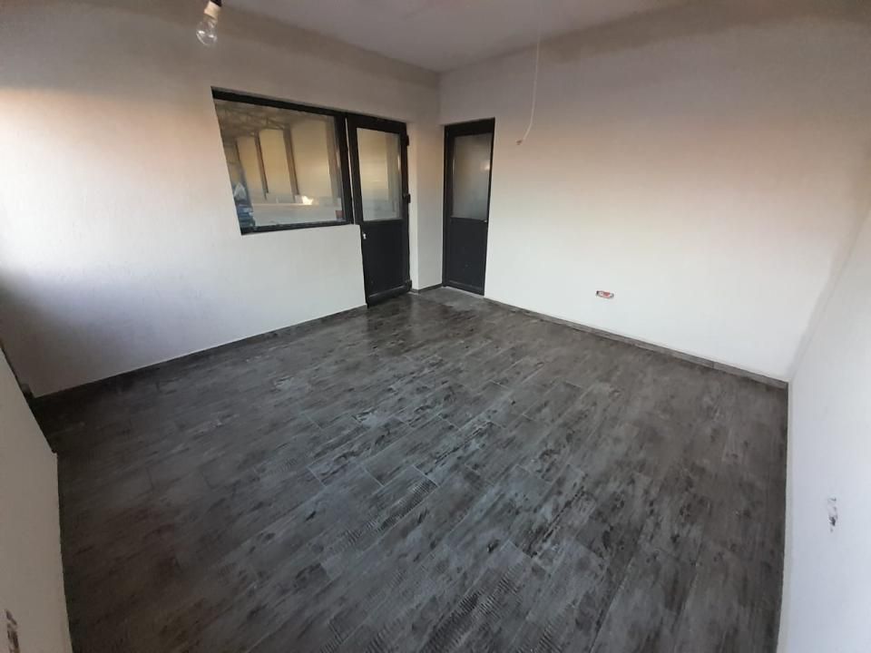 Hala cu 600 mp utili, 4 incaperi de birouri - Mehala – fotografia 8 din 14