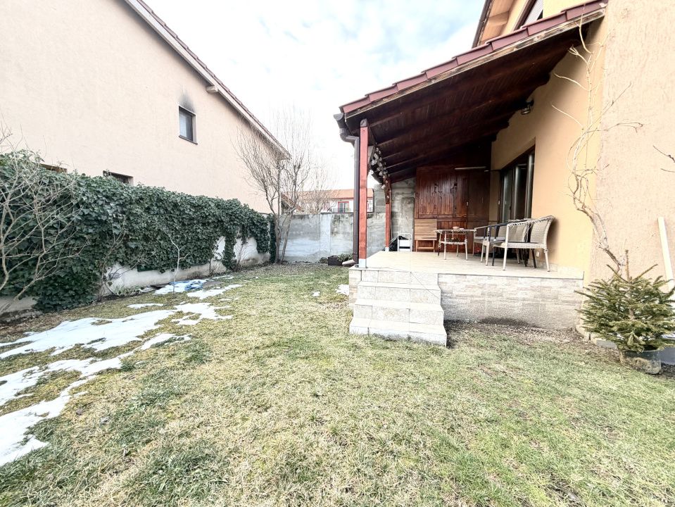 Triplex pe colt cu 3 camere, 94 mp utili, 250 mp teren - Dumbravita – fotografia 12 din 13