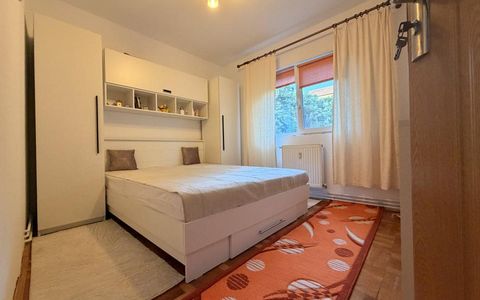 Apartament 2 camere, decomandat, 42 mp utili, etaj 1 - Girocului