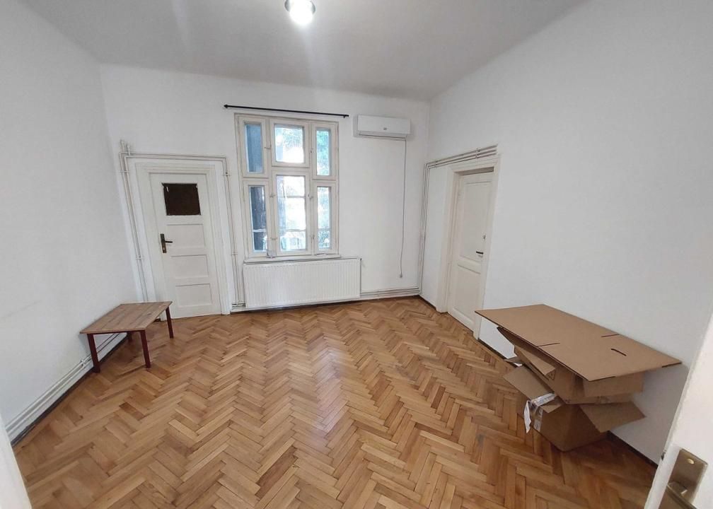 Spatiu Birou de inchiriat | 3 camere | Tineretului - Carol | Curte – fotografia 5 din 7