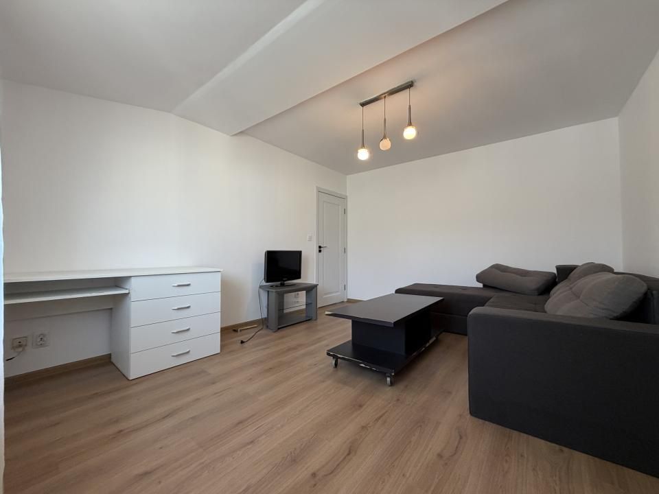 Apartament cu 2 camere, 70mp utili, etaj 5, mobilat-Girocului – fotografia 3 din 8