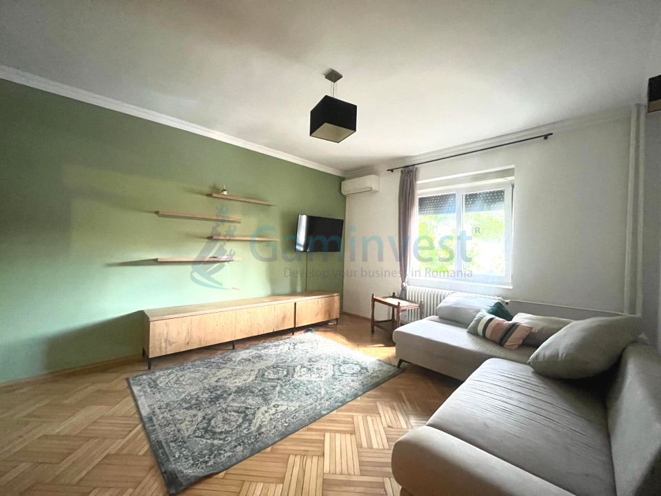 Apartament de inchiriat in Oradea, 2 camere si loc de parcare in zona centrala – fotografia 2 din 10