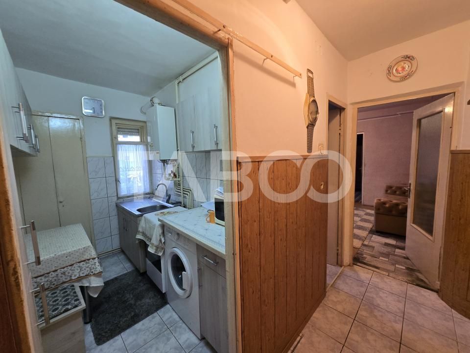 Apartament 2 camere de vanzare etaj intermediar 36mp zona Vasile Aaron – fotografia 5 din 12