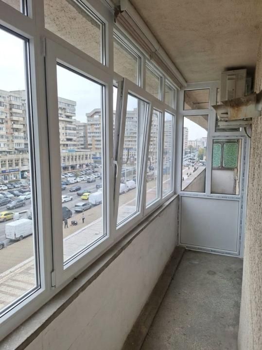 Apartament cu 3 camere, 2 bai, in Centru Civic, vintage, langa Palas – fotografia 3 din 6