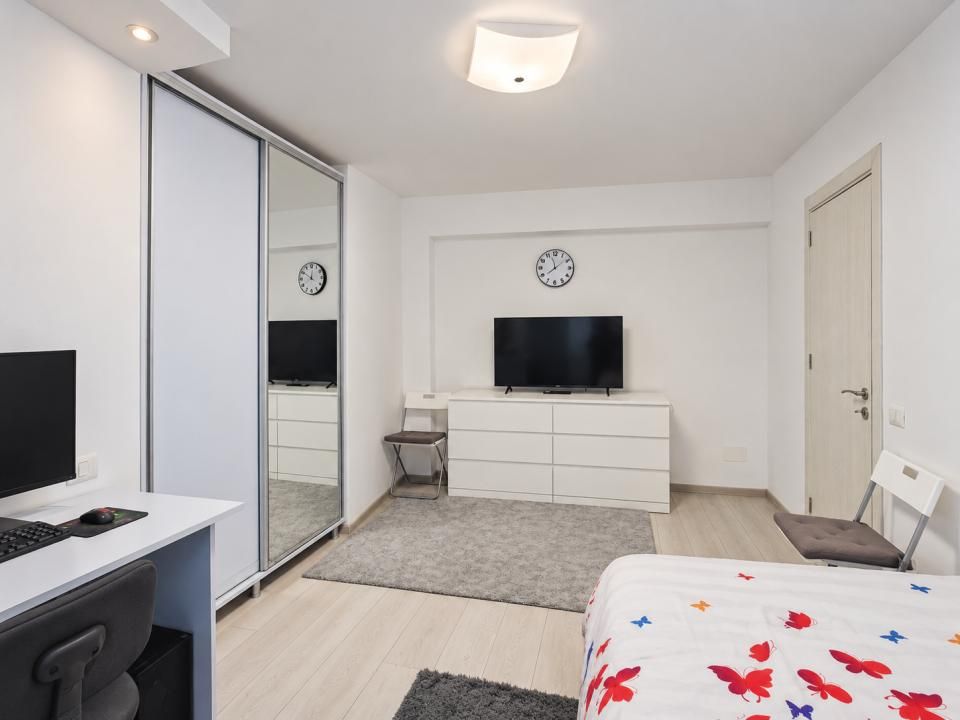 Gara de Nord | 3 camere | Vedere spre parc | 2 băi | Mobilat și utilat | – fotografia 6 din 19