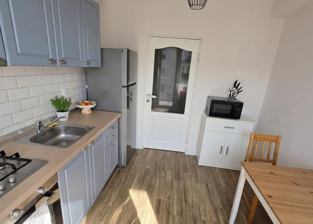 Apartament 2 camere, parcare subterană – fotografia 1 din 8