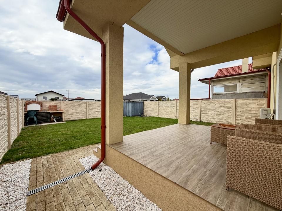 Duplex modern, 135 mp utili, 330 mp teren - Dumbravita – fotografia 2 din 13