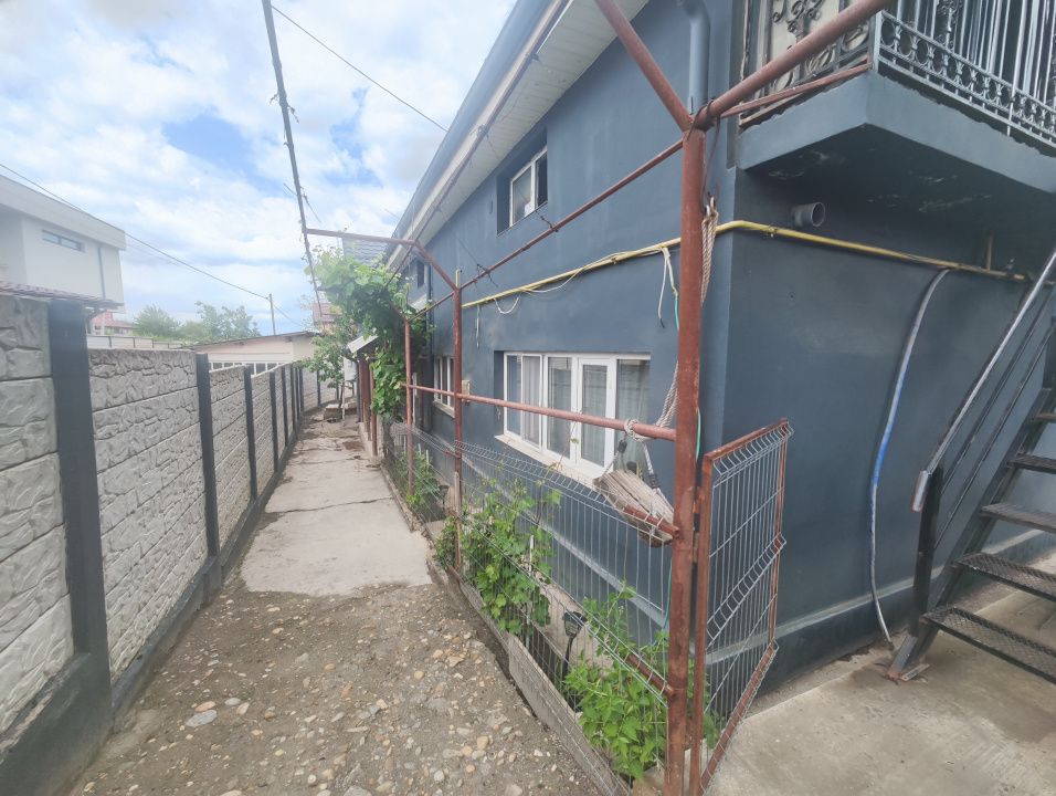 Casa 6 camere, teren 466 mp, Craiova, Bariera Vâlcii – fotografia 1 din 15