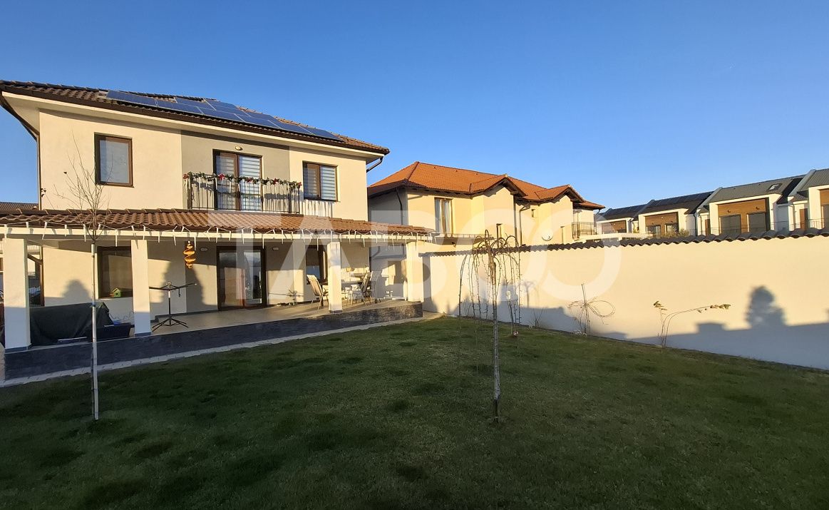 Casa de vanzare individuala 5 camere 172 mp langa Padurea Dumbrava – fotografia 1 din 22