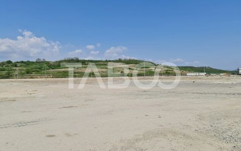 Teren industrial intravilan de vanzare la 3 km de autostrada