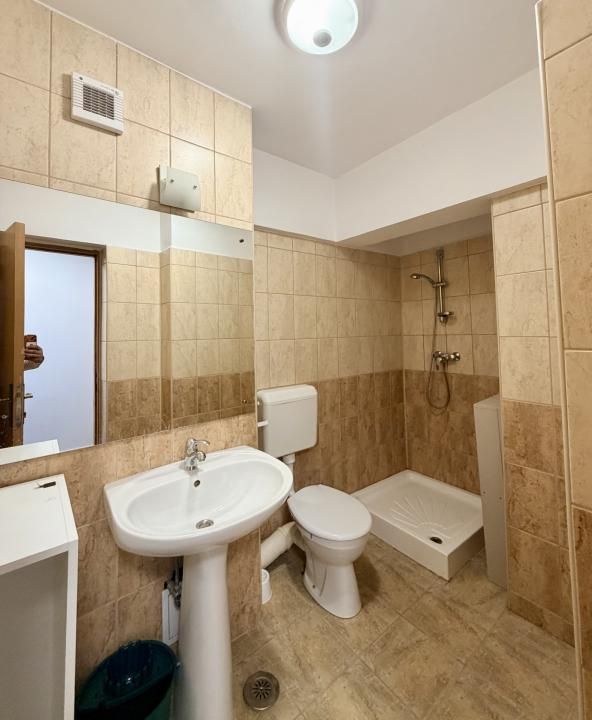 Spatiu Bulevardul Unirii/ Birouri/ 4 camere – fotografia 17 din 19