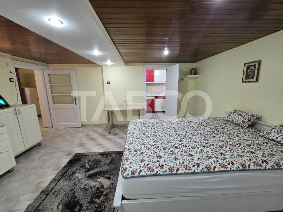 Garsoniera de inchiriat decomandata 35 mpu zona Central Sibiu – fotografia 11 din 13