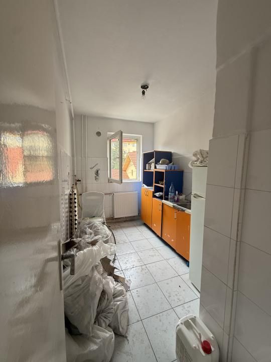 Apartament cu 2 camere, decomandat, 42 mp utili + balcon - Sagului – fotografia 5 din 7