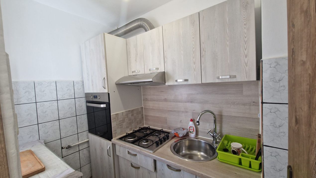 Garsoniera semidecomandata, 31 mp, cartier Brazda lui Novac, zona piata – fotografia 3 din 5