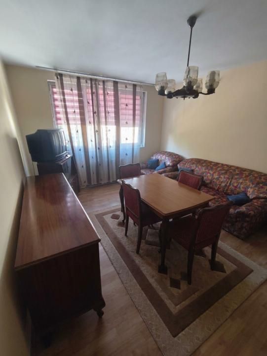 Apartament 3 camere Piata Rahova – fotografia 1 din 5