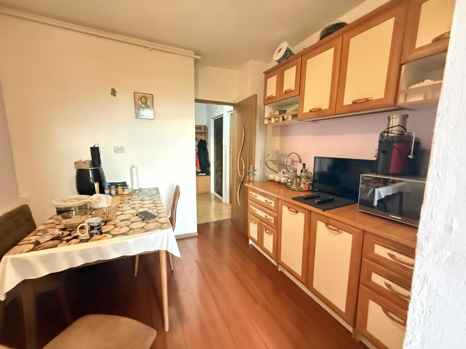 Apartament cu 3 camere, decomandat, 65 mp utili - Girocului – fotografia 4 din 9