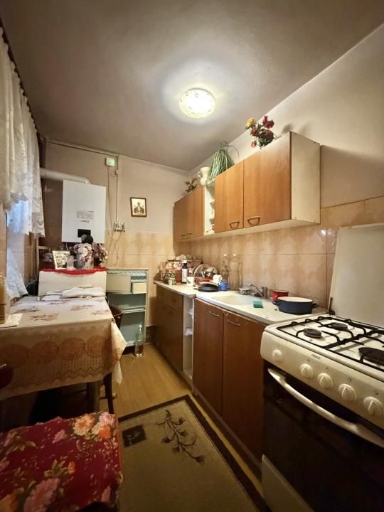 Apartament 1 camera, decomandat, etaj 2, zona Soarelui – fotografia 5 din 8