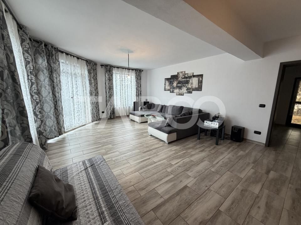Casa individuala 5 camere 3 bai garaj 497 m teren liber Sat Sercaia – fotografia 7 din 18