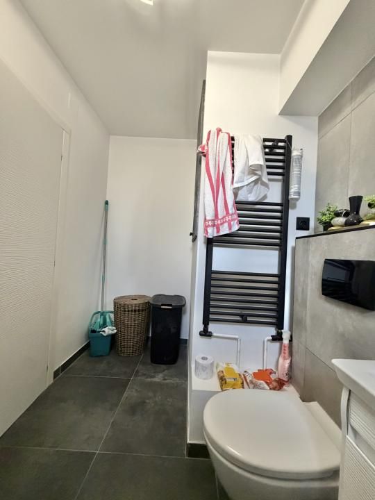 Apartament 3 camere, renovat, lift, 2 bai, zona Modern – fotografia 10 din 14