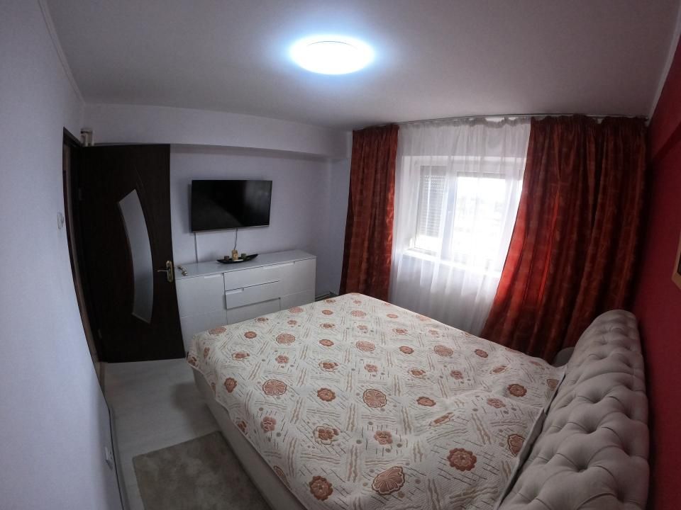 Apartament 2 camere DECOMANDAT | Balcon 18 MP | Renovat 2024 | Lift | – fotografia 3 din 17