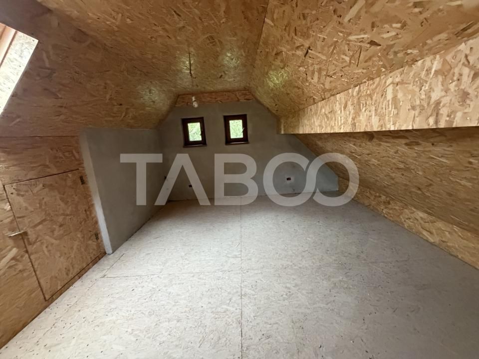 Casa cu potential de investitie 7 camere foisor 4 bazine de pesti – fotografia 12 din 28