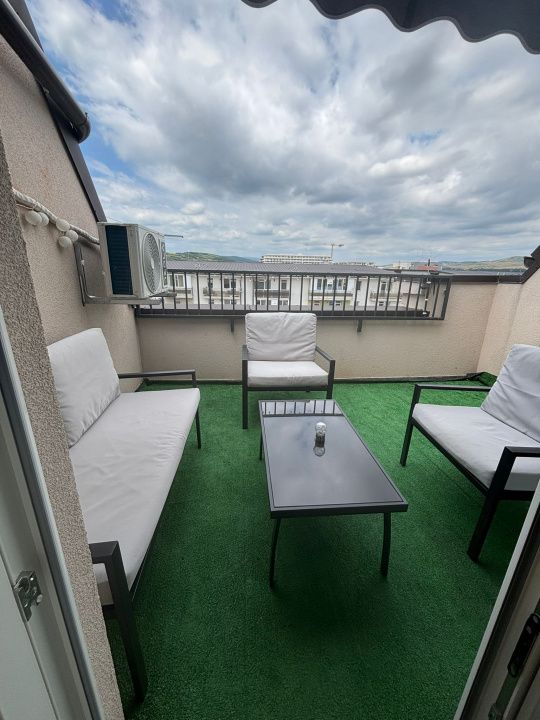 Apartament 3 camere, finisat, mobilat, modern, terasa generoasa, zona Cetatii – fotografia 9 din 13