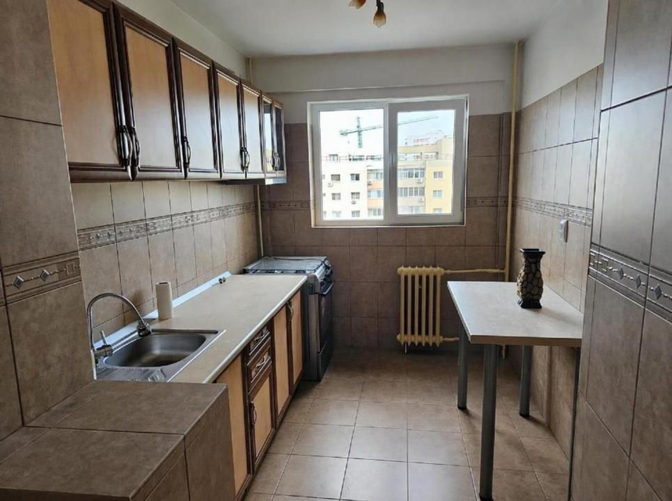 | 2 Camere | Et.8/9 | Metrou Costin Georgian | Bloc Reabilitat | Recent Renovat – fotografia 7 din 11