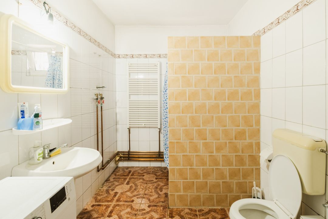 Casă spațioasă cu teren generos în Jebel – Ideală pentru familie! – fotografia 10 din 22