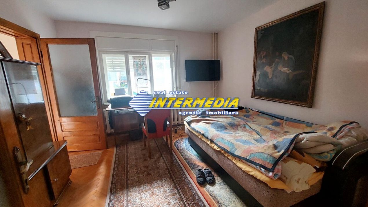 Casa de vanzare cu 5 camere in cartier Cetate Alba Iulia finisata D+P+E – fotografia 6 din 15