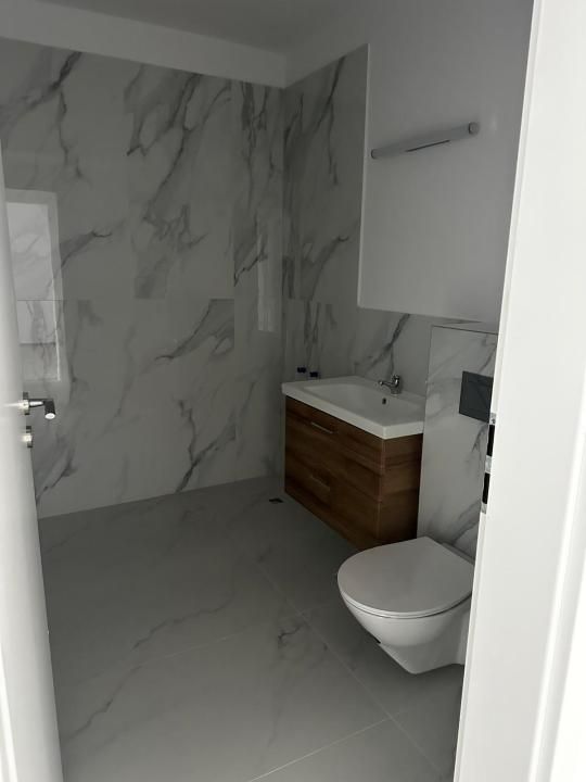 Apartament 3 camere,74mp2,zona Teilor – fotografia 9 din 11