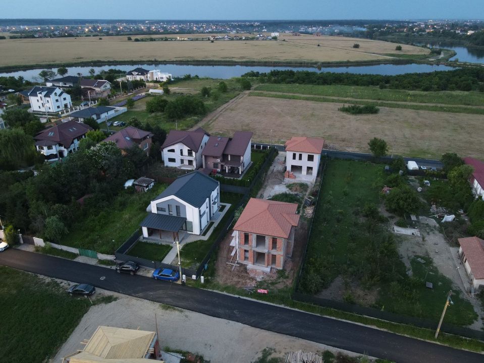 Casa de Vanzare 5 camere in Balotesti – fotografia 6 din 8