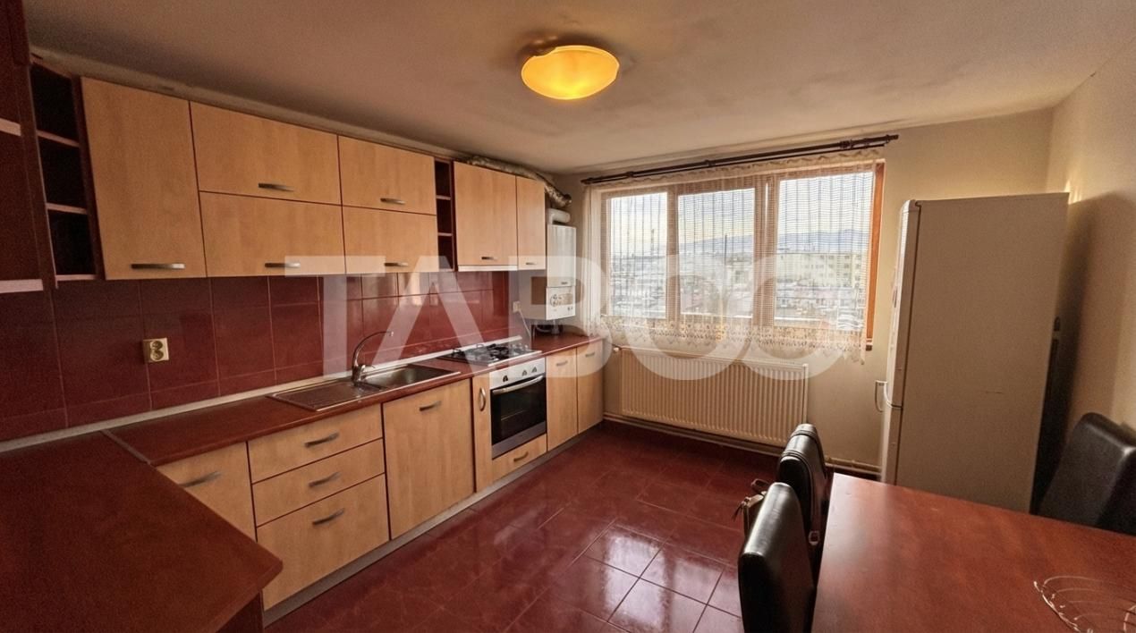 Apartament de vanzare cu 4 camere 103 mpu+ balcon zona Turnisor Sibiu – fotografia 5 din 16