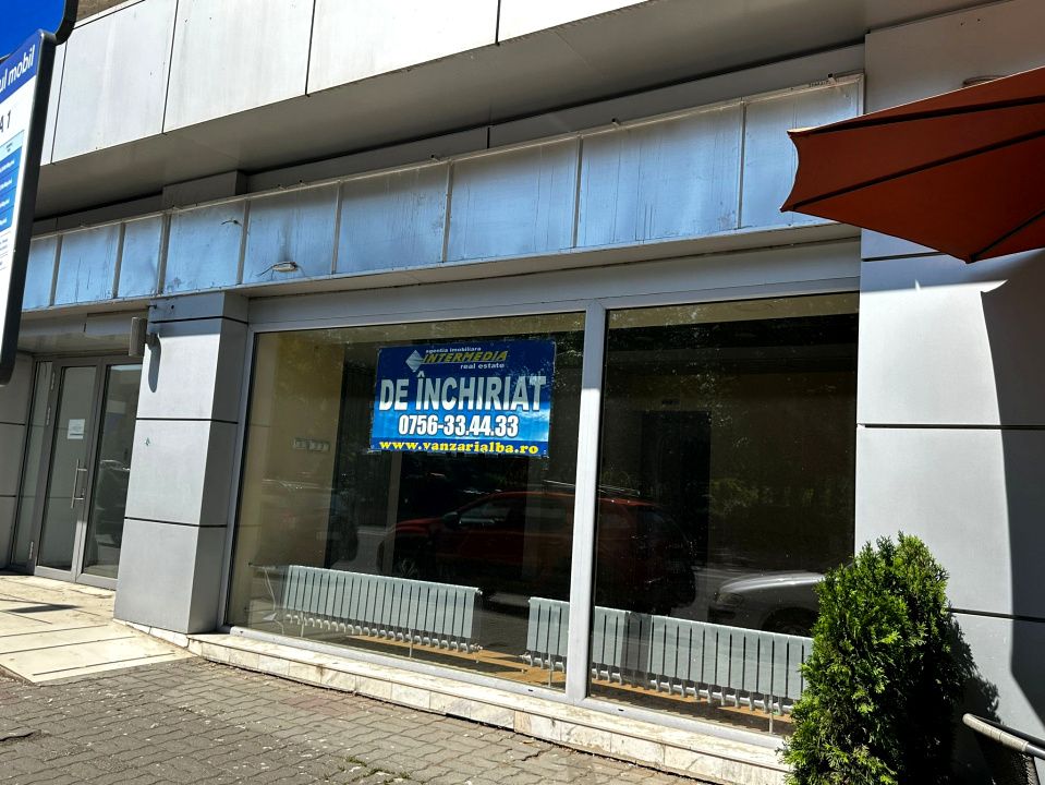 INCHIRIERE Spațiu comercial 173 mp. Vitrina Mare la Bulevard CETATE Alba Iulia – fotografia 2 din 34