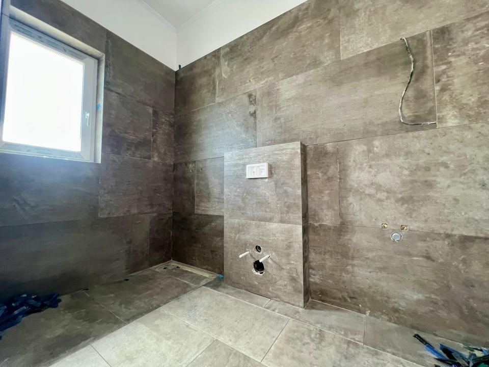 Triplex modern, 4 camere, 103 mp utili, 316 mp teren - Zona Sacalaz – fotografia 10 din 12