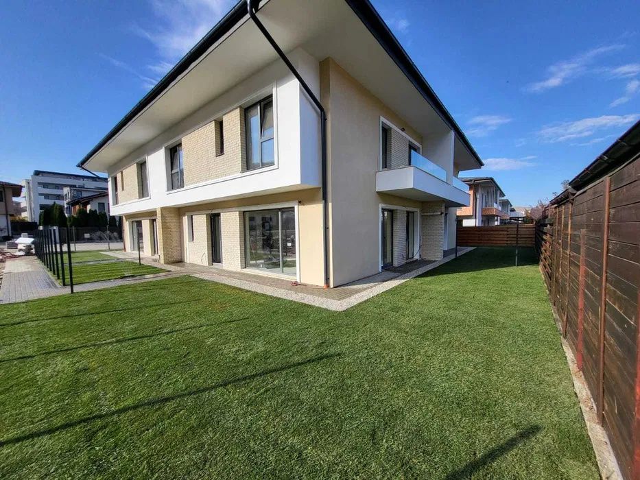 Casă cuplată, modernă, zona Sub Cetate / Parcul Poligon – fotografia 1 din 6