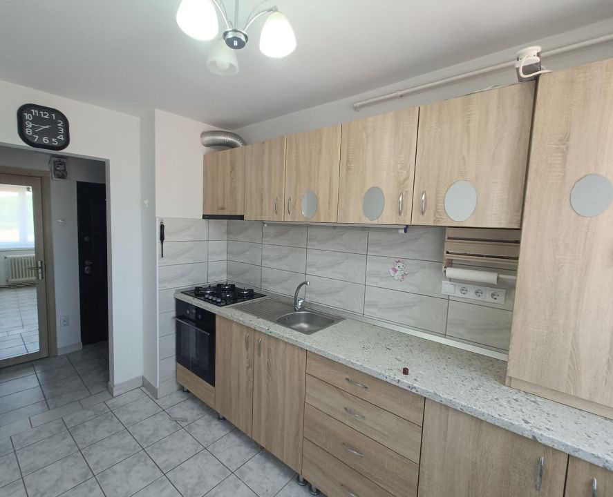 Apartament cu 2 camere de vânzare în Reghin, zona centrală 0 comision – fotografia 5 din 10