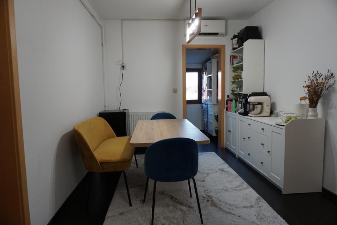 Apartament 2 camere, decomandat, mobilat, zona Bucovina – fotografia 1 din 15