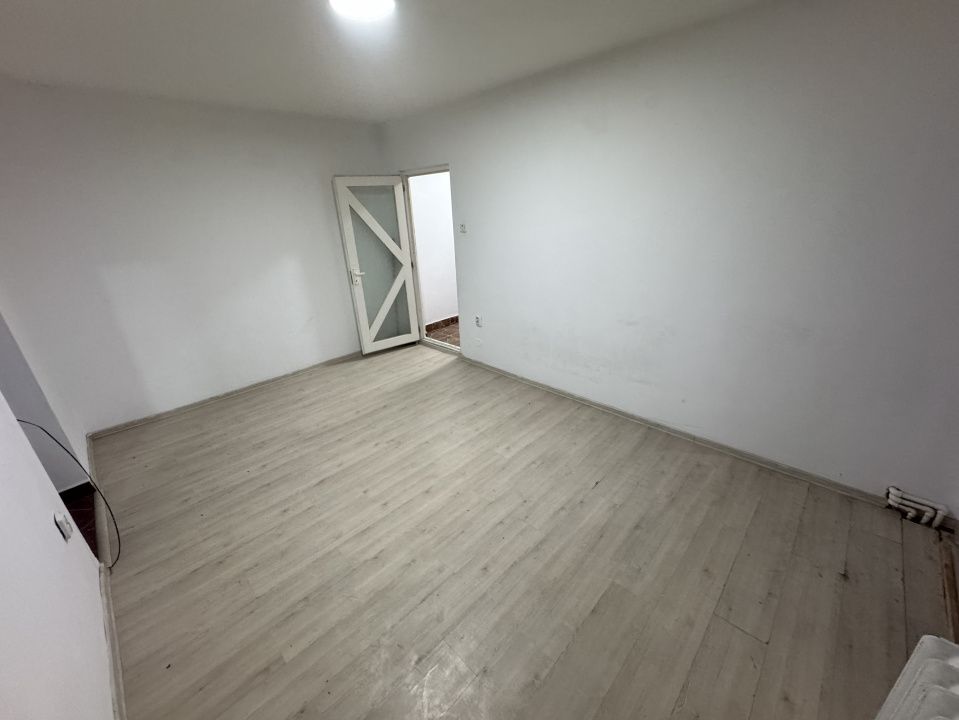 🏡 Apartament 3 camere, semidecomandat, 63,35 mp, BECLEAN – fotografia 5 din 8
