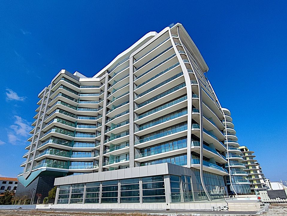 Apartamente de lux cu 2 camere, pe plaja in Mamaia Nord, in RATE sau cu DISCOUNT – fotografia 1 din 36