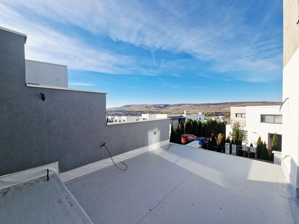 Casa deosebita in ansamblul White House, zona Vivo – fotografia 5 din 19