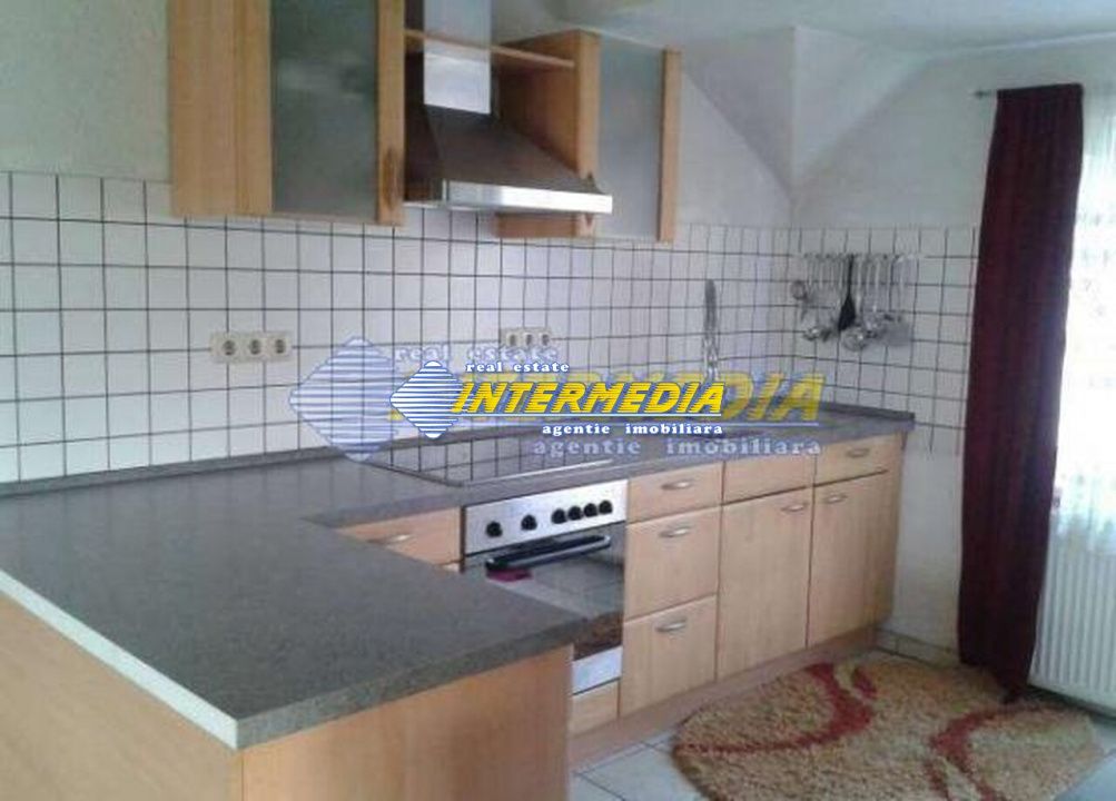 Casa de vanzare I in Alba Iulia I 7 camere I cu 1500 mp teren I 3 Garaje I – fotografia 7 din 8