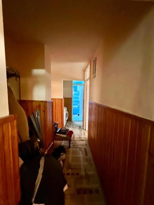 Apartament 4 camere, decomandat, 76mp utili, etaj 1 - Zona Soarelui – fotografia 9 din 12